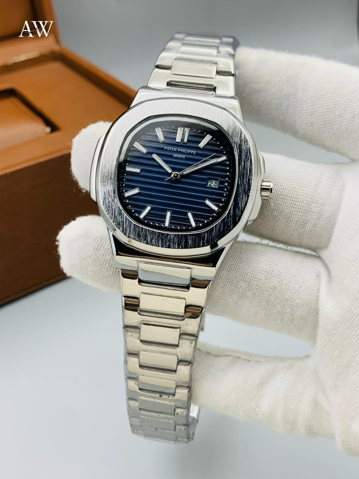 ⌚ Patek Philippe Stainless Steel Watch – Luxury That Lasts