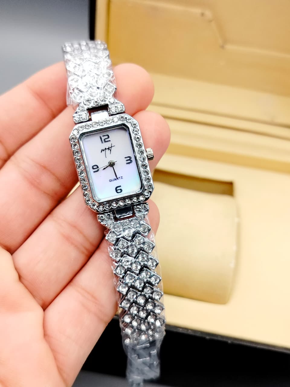 Premium ladies watch