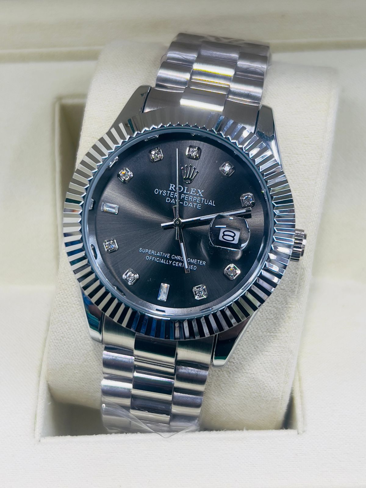 🌈 Rolex New Model – Unique Color, Unmatched Class