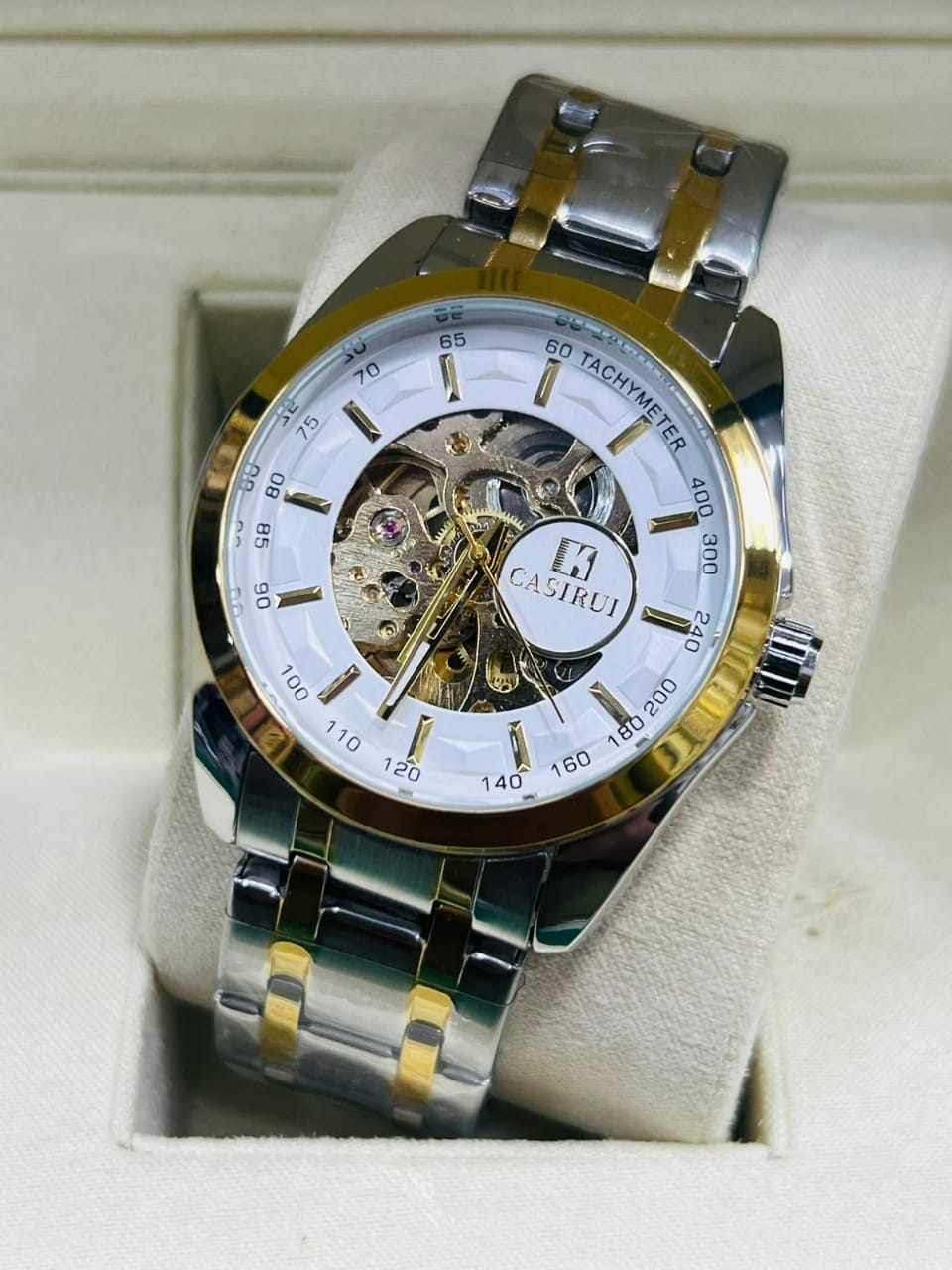 🕰️ Casruki Skeleton Dial Watch – See the Movement, Feel the Power