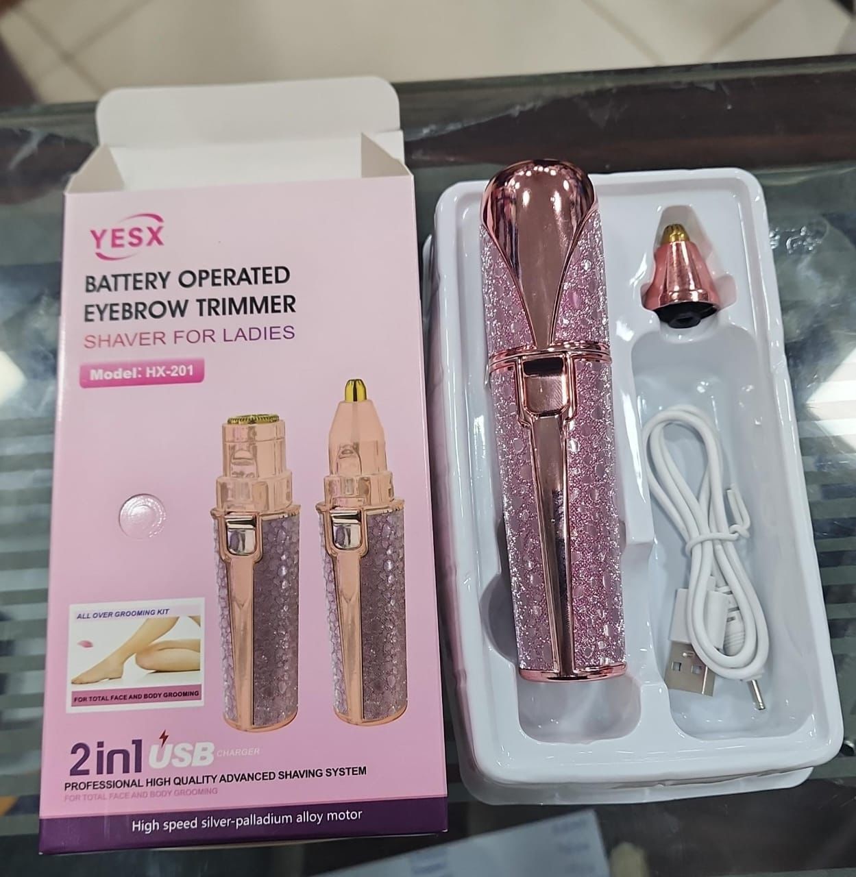 ✨ 2-in-1 Eyebrow & Facial Hair Trimmer – Painless Precision Grooming